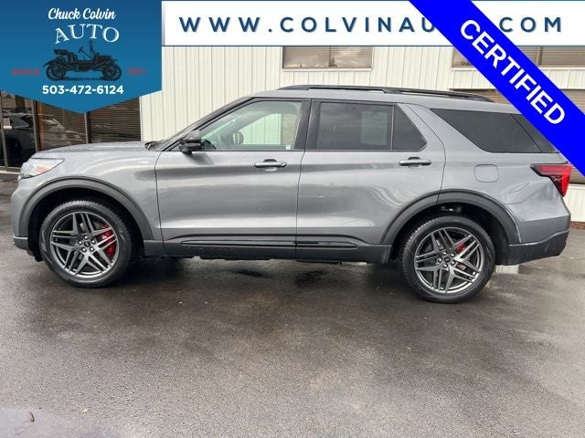 2025 Ford Explorer ST-Line