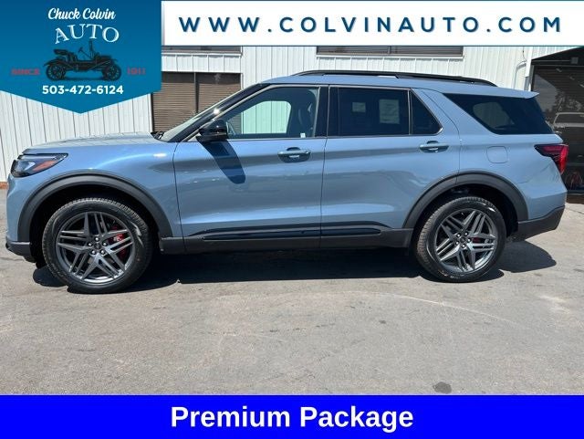 2026 Ford Explorer ST-LINE 4WD's photo
