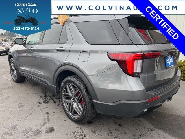 2025 Ford Explorer ST-Line