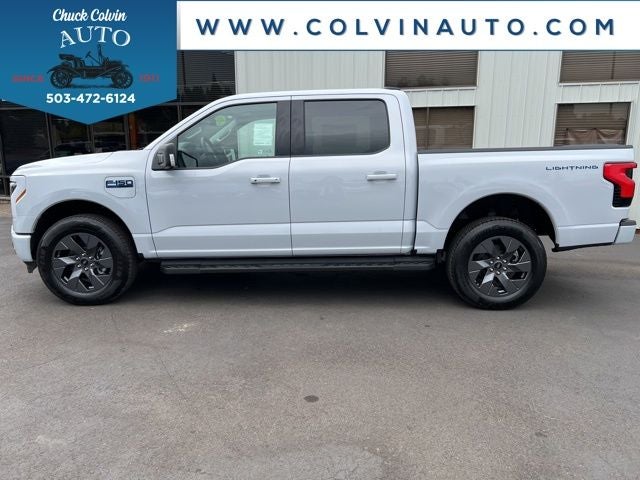 2025 Ford F-150 Lightning Flash