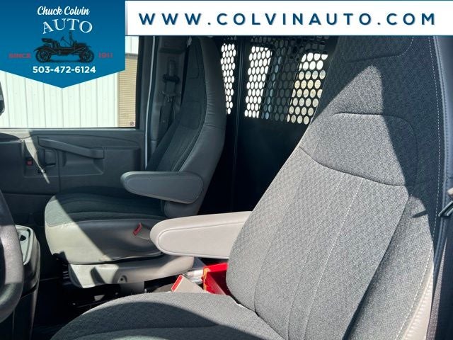 2025 Chevrolet Express 2500 Work Van Cargo