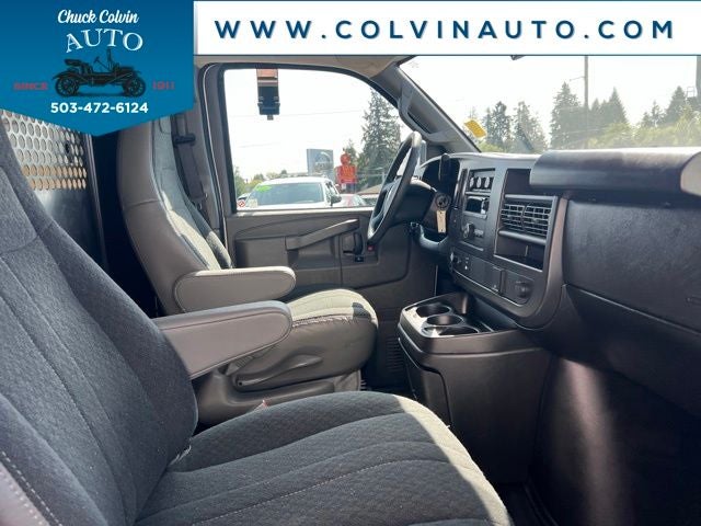 2025 Chevrolet Express 2500 Work Van Cargo