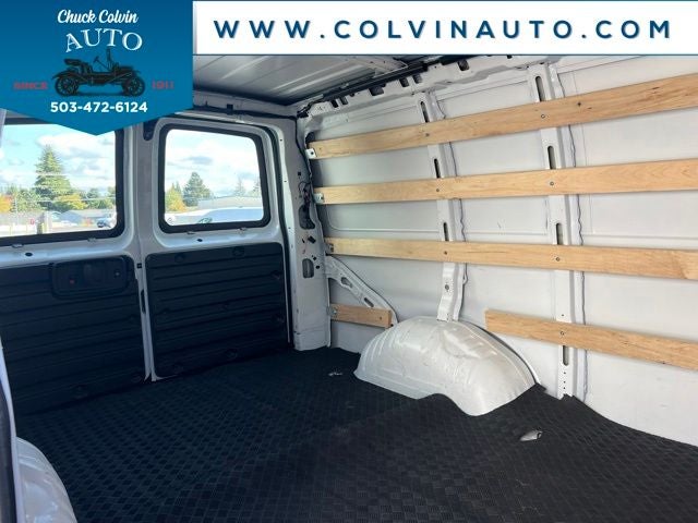 2025 Chevrolet Express 2500 Work Van Cargo