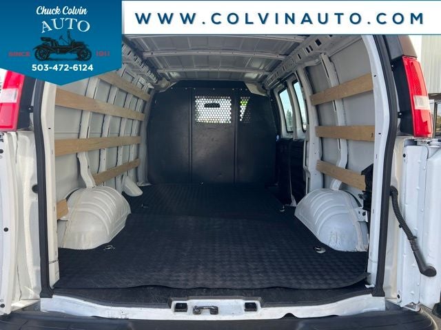 2025 Chevrolet Express 2500 Work Van Cargo