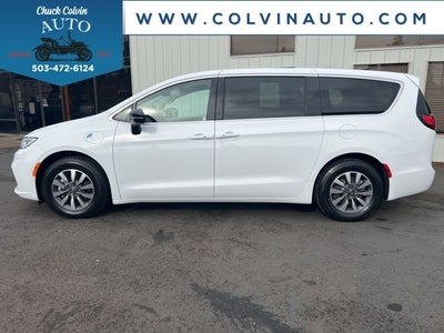 2024 Chrysler Pacifica Hybrid Select