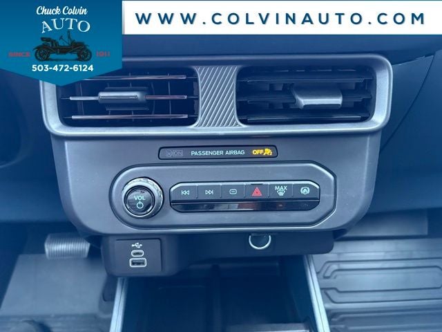 2025 Ford Maverick XL